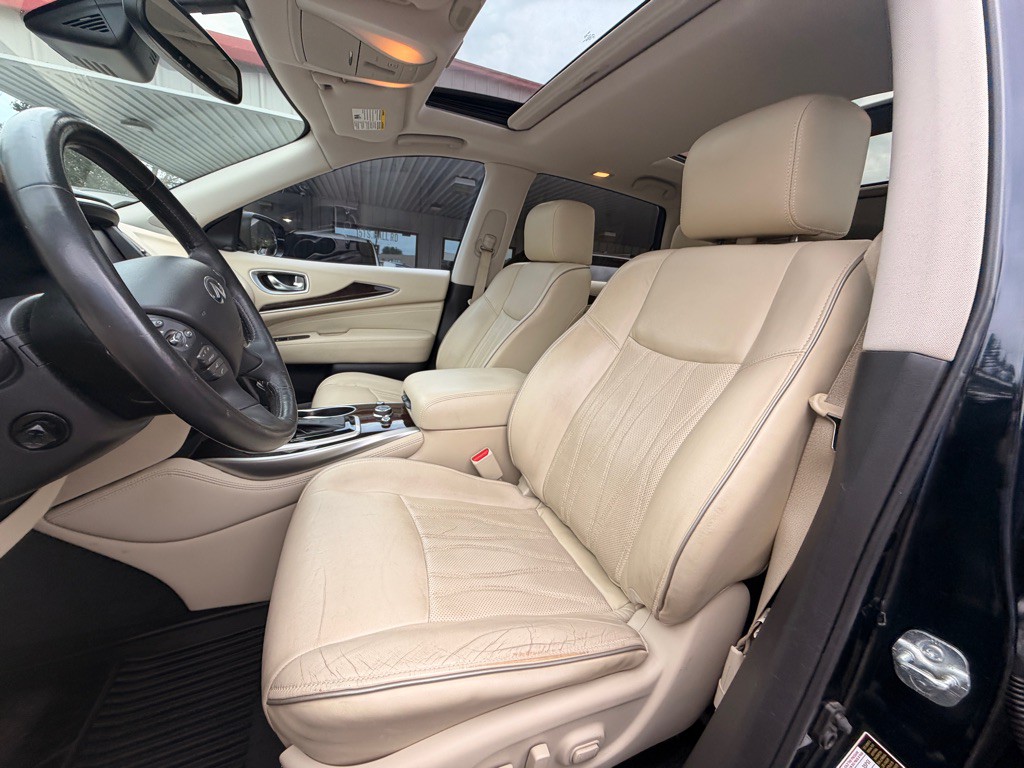 2017 INFINITI QX60 Image 12
