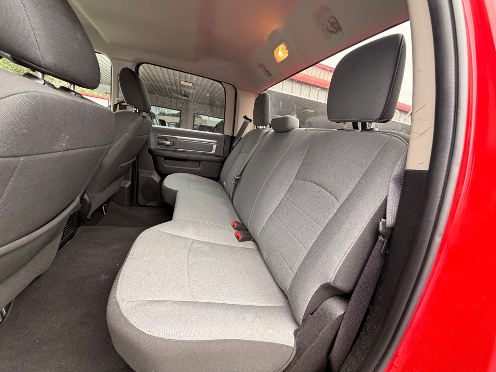 2021 RAM 1500 Image 6