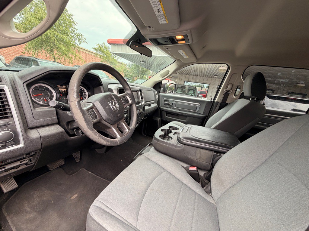 2021 RAM 1500 Image 9