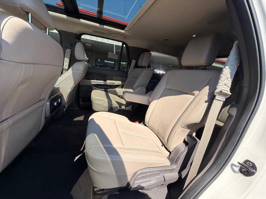 2021 Ford Expedition Image 6