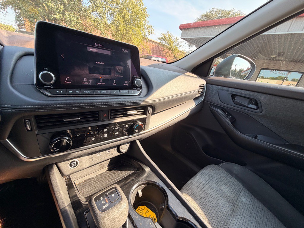 2022 Nissan Rogue Image 11