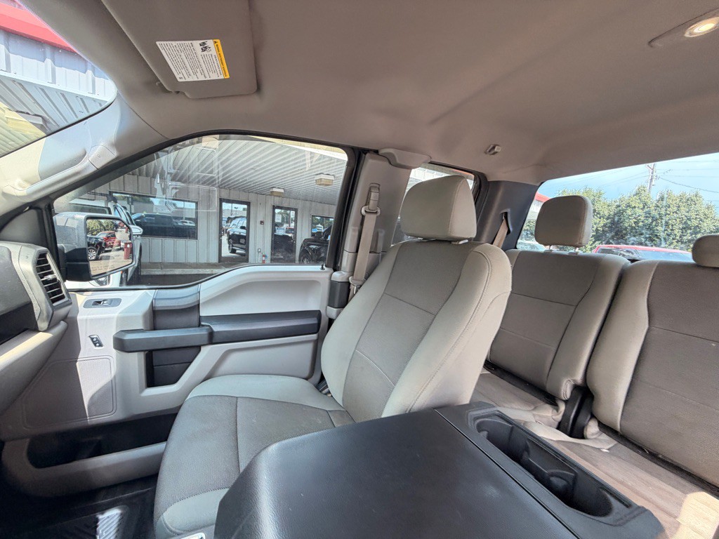 2015 Ford F-150 Image 9