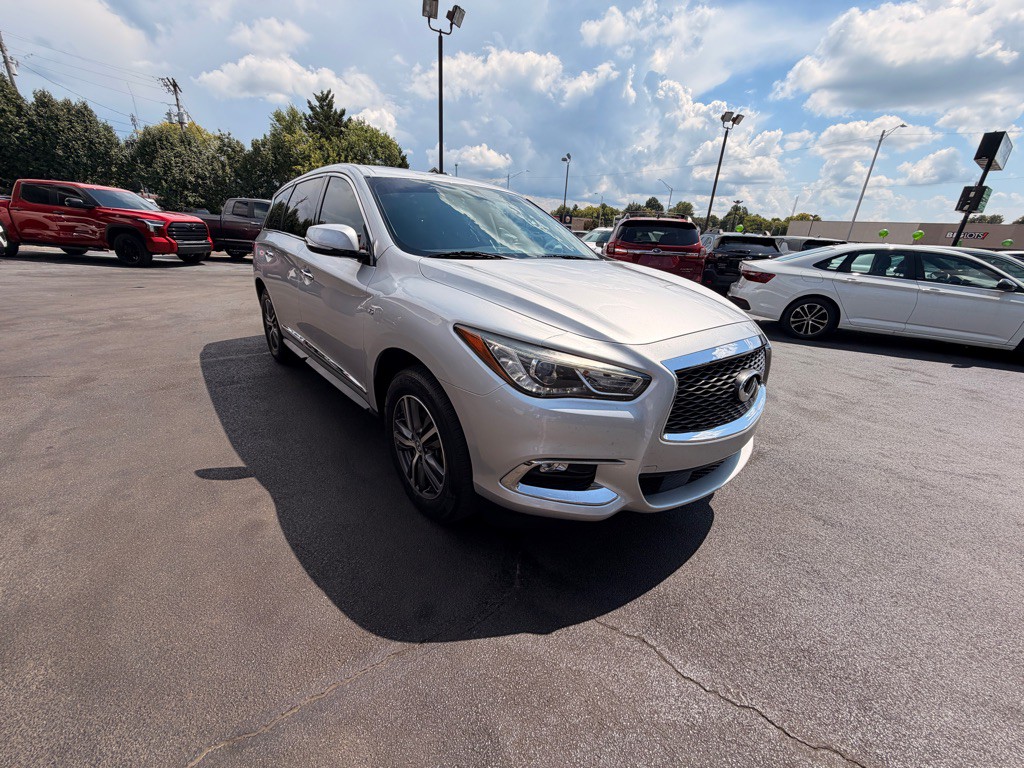 2018 INFINITI QX60 Image 3
