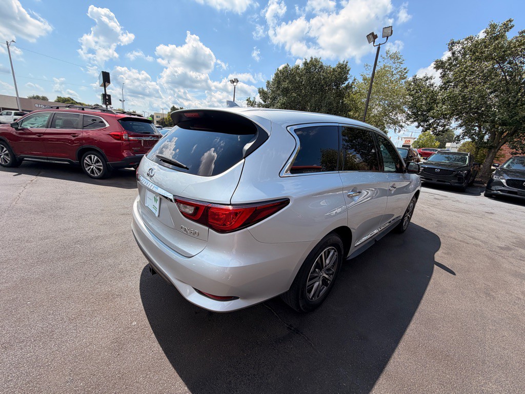 2018 INFINITI QX60 Image 4