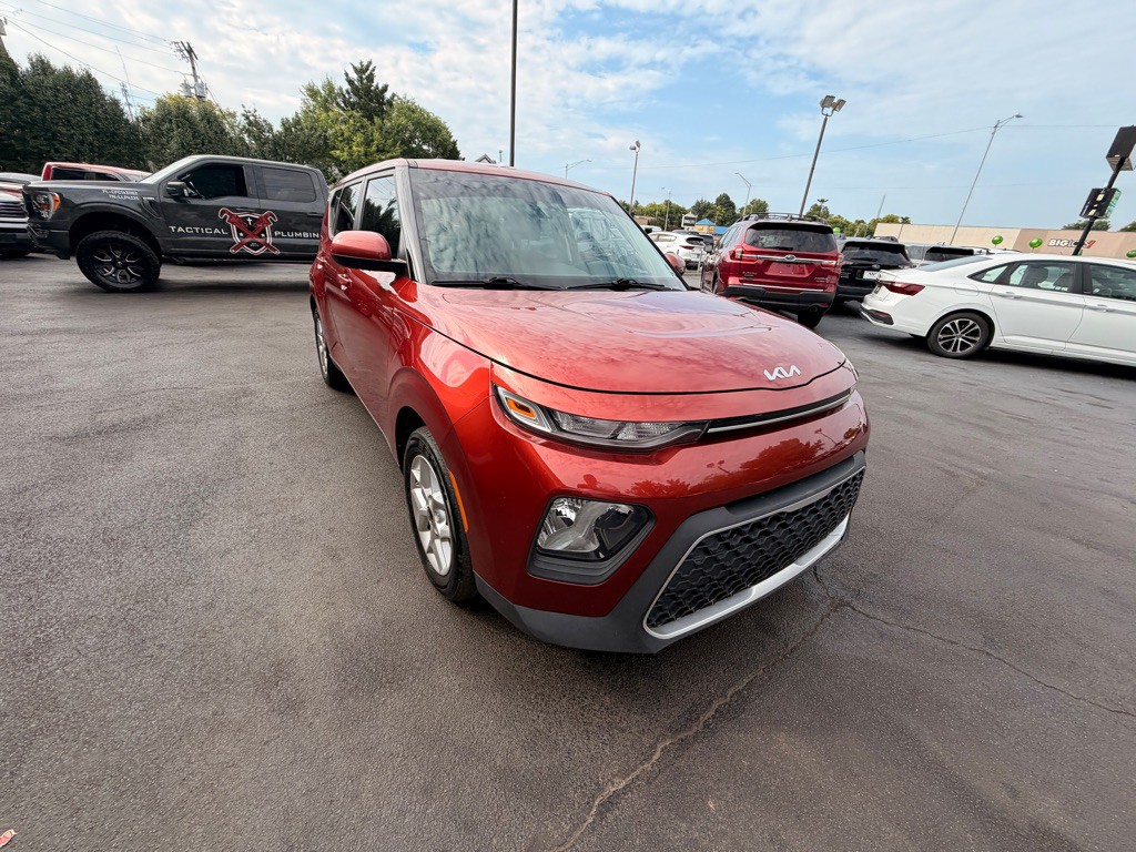 2022 Kia Soul Image 3