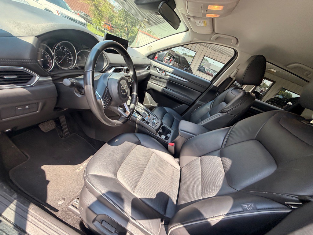 2025 Mazda CX-5 Image 9