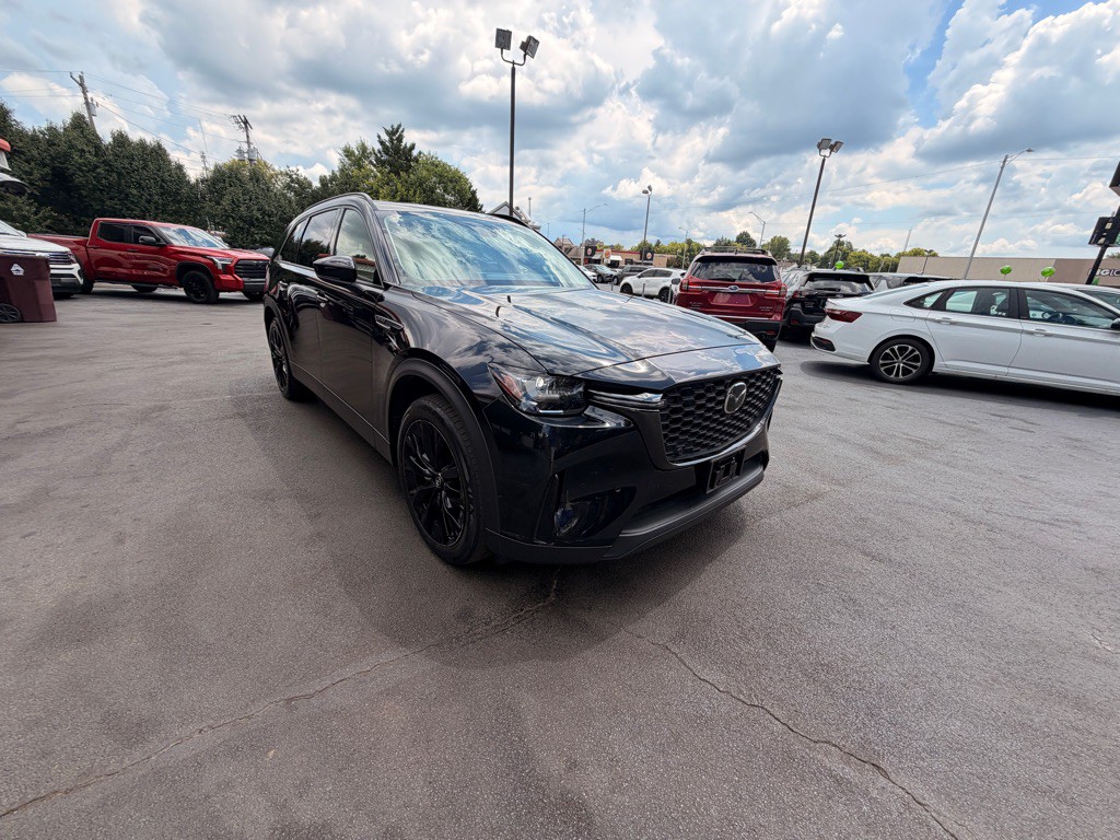 2025 Mazda CX-9 Image 2