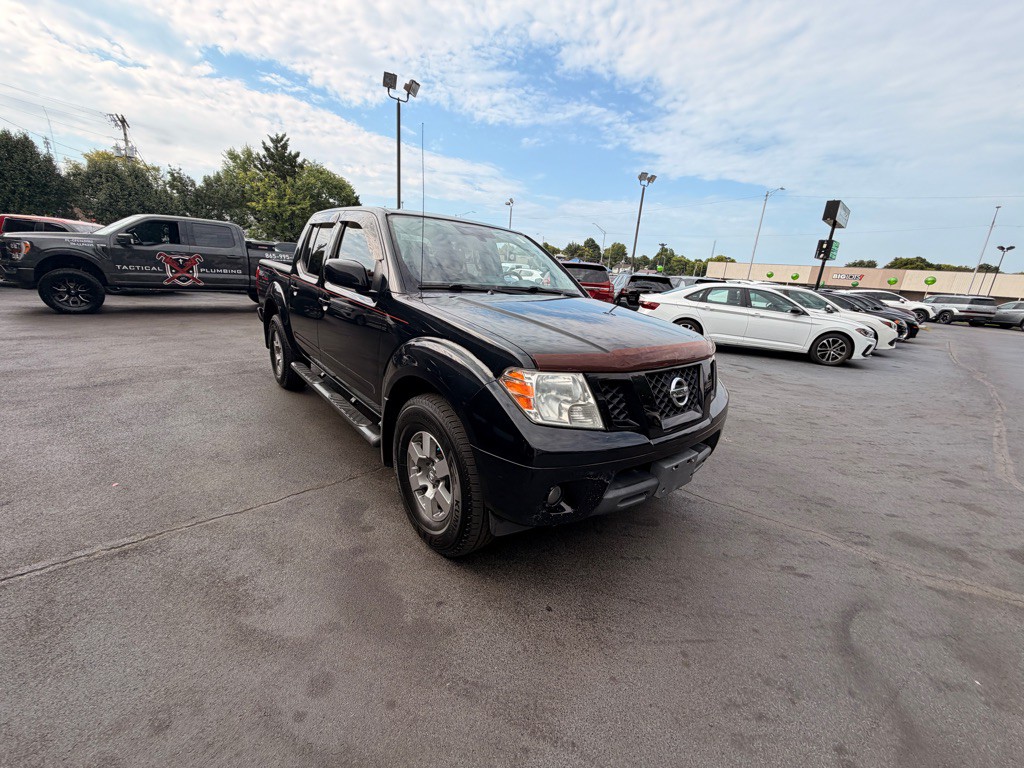 2012 Nissan Frontier Image 2
