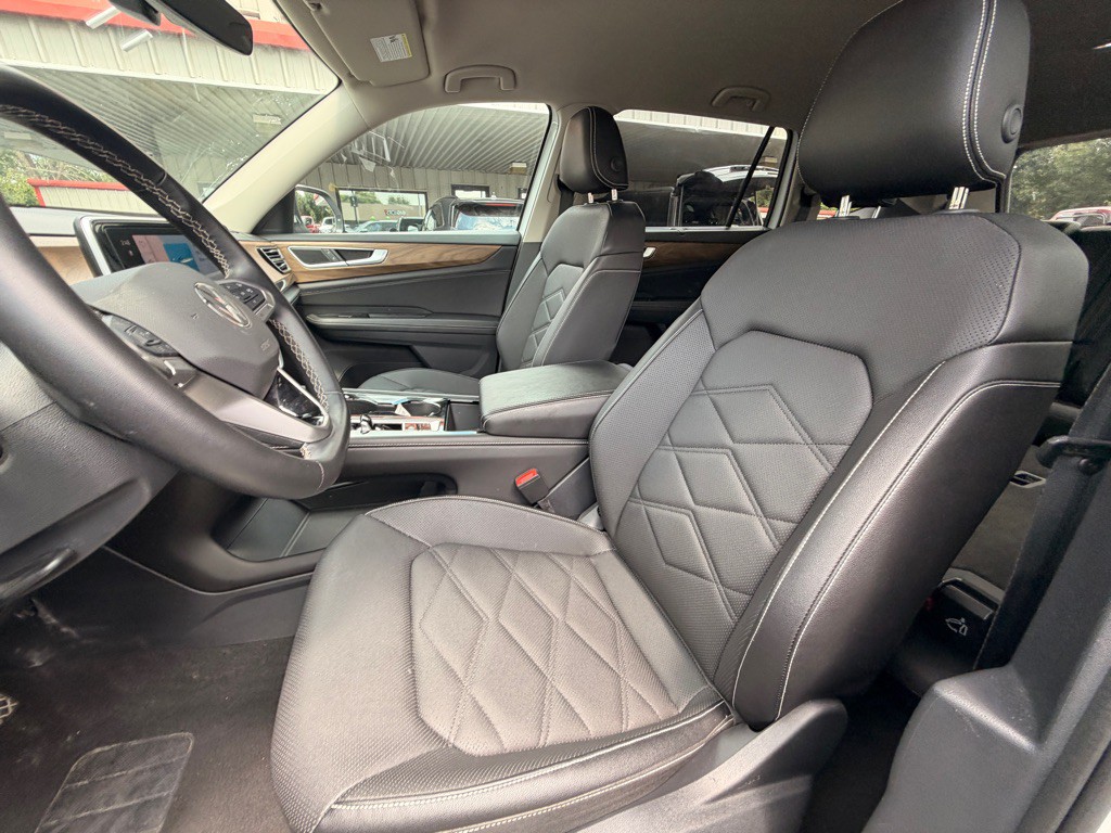2025 Volkswagen Atlas Image 9