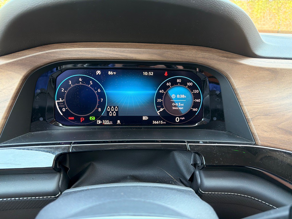 2025 Volkswagen Atlas Image 14