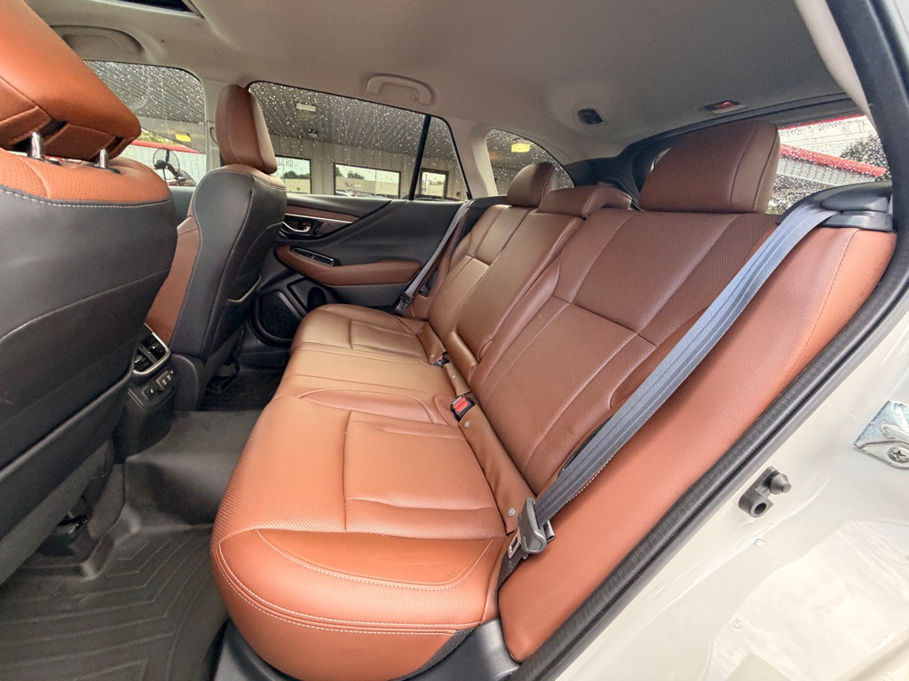 2021 Subaru Outback Image 8