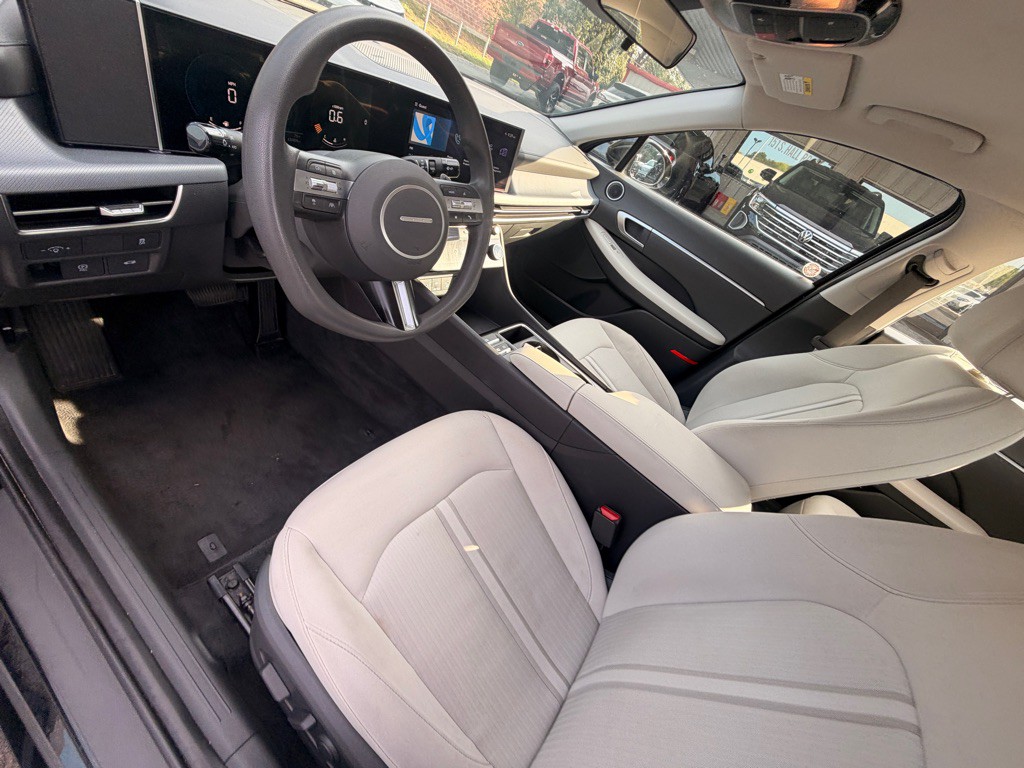 2025 Hyundai Sonata Image 9