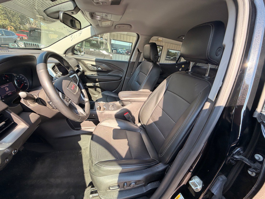2023 GMC Terrain Image 6
