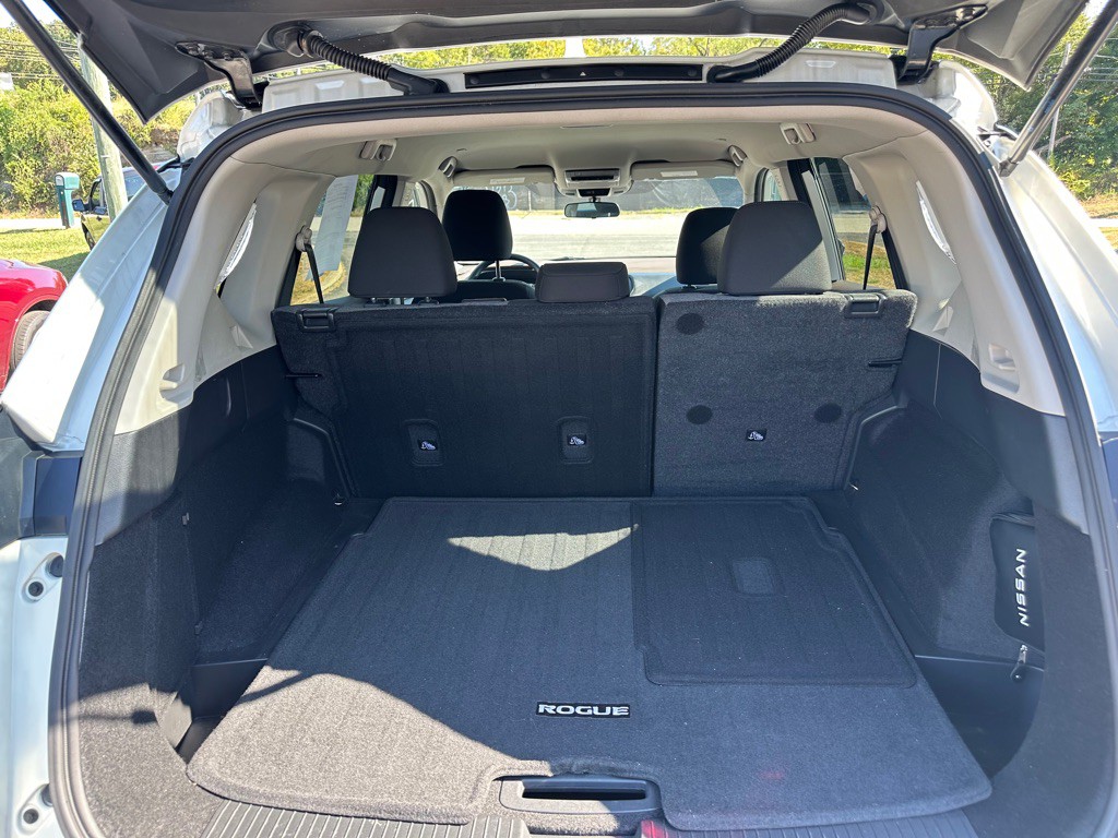 2023 Nissan Rogue Image 6