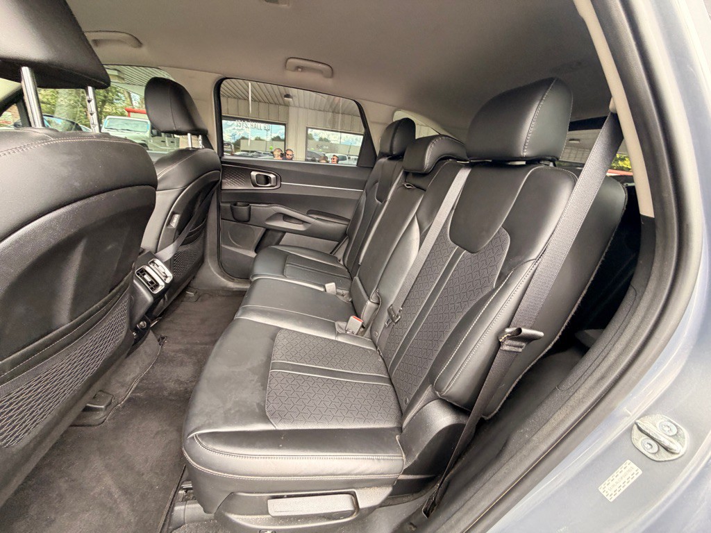 2023 Kia Sorento Image 7