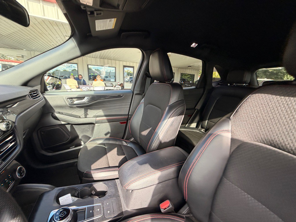 2025 Ford Escape Image 8
