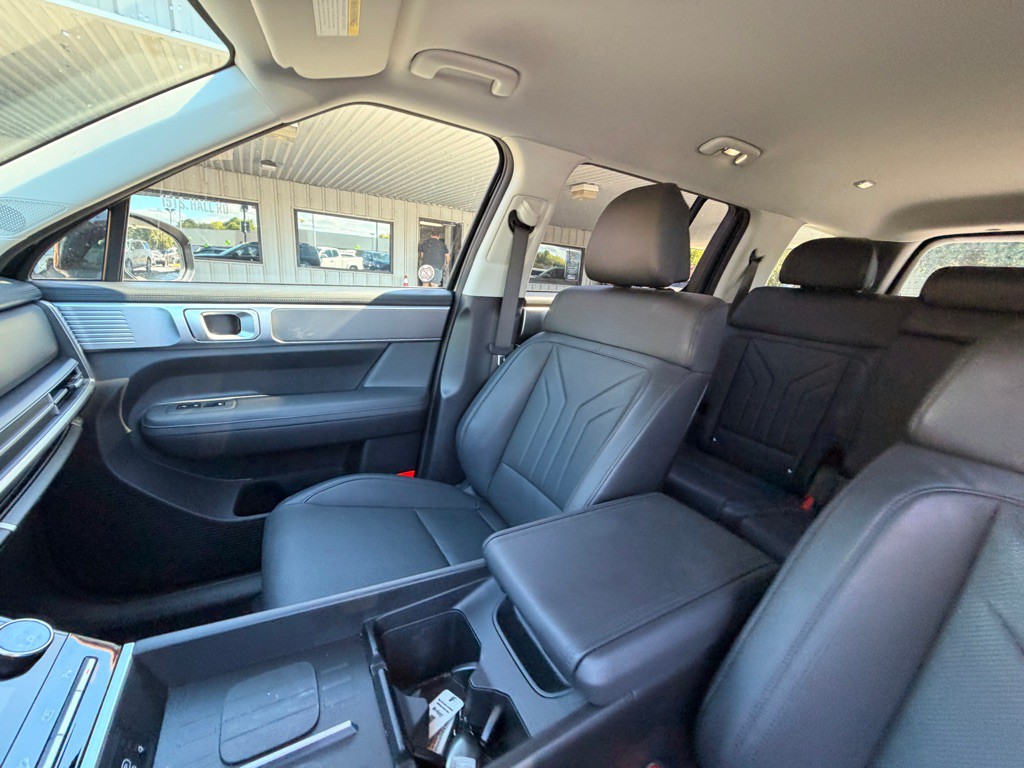2026 Hyundai Santa Fe Image 9