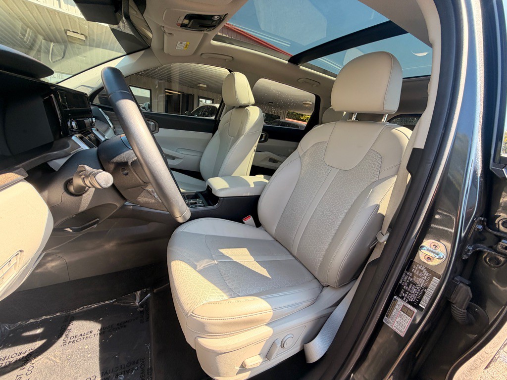 2023 Kia Sorento Image 10