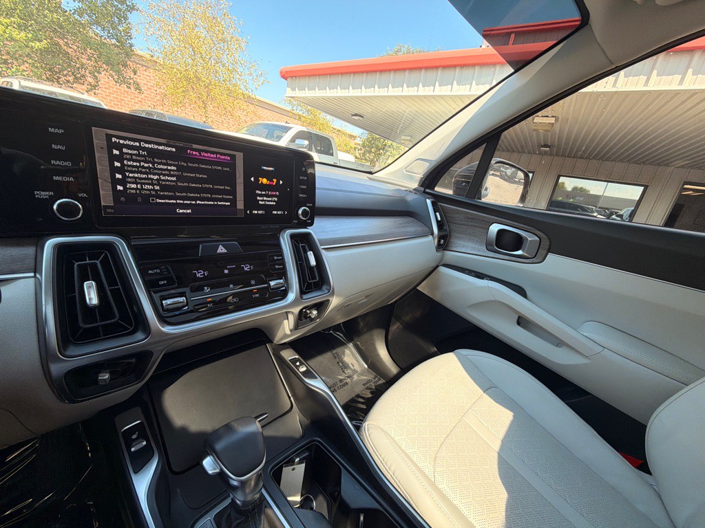 2023 Kia Sorento Image 13