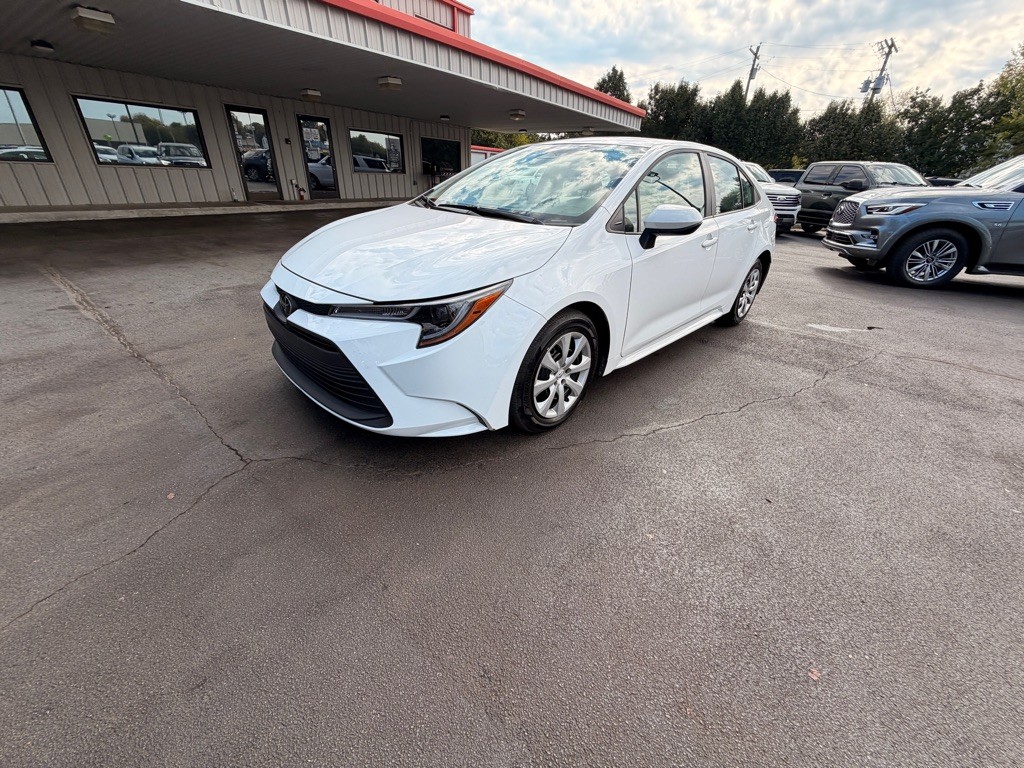 2025 Toyota Corolla Image 2