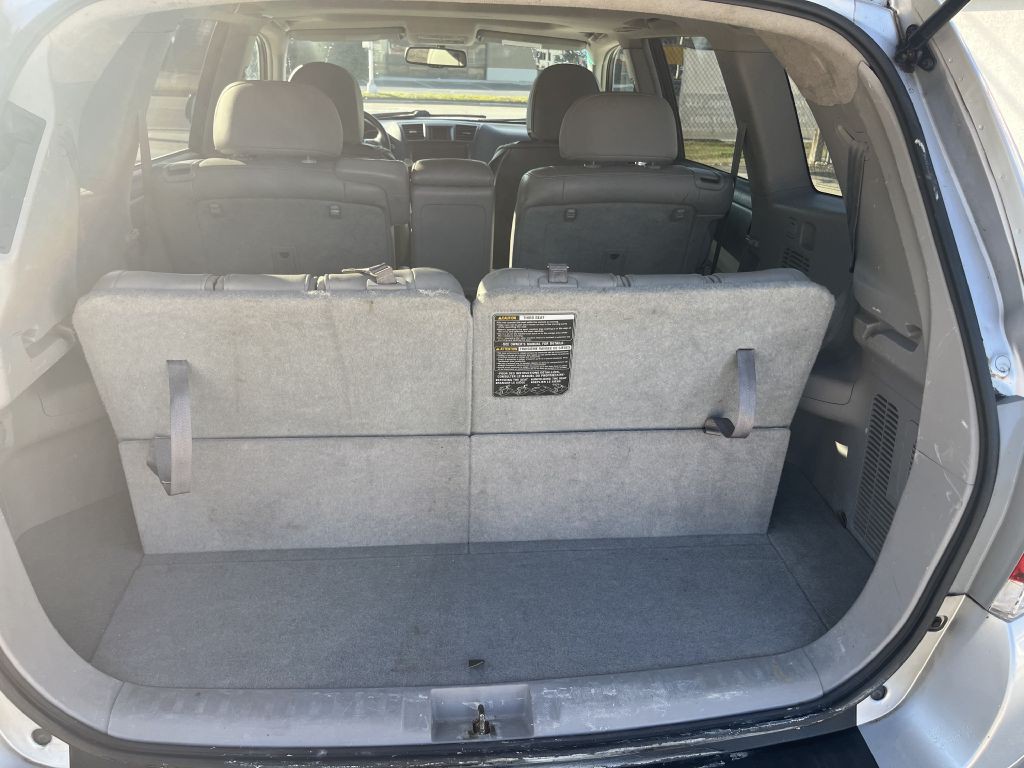 2011 Toyota Highlander Image 7