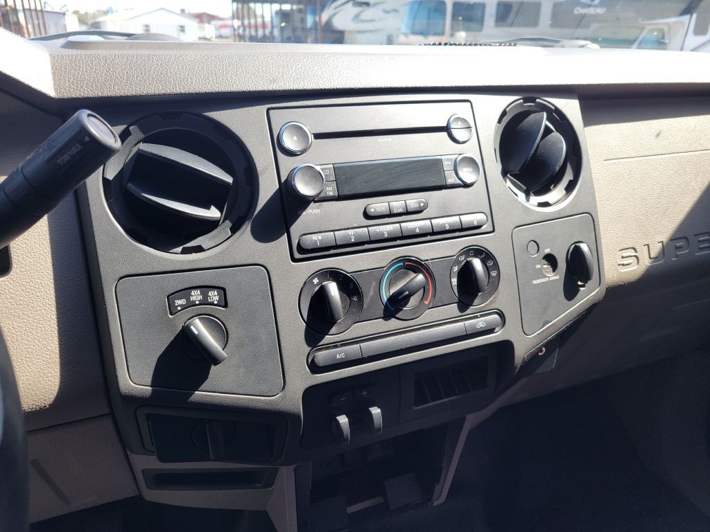 2010 Ford F-250 Image 15