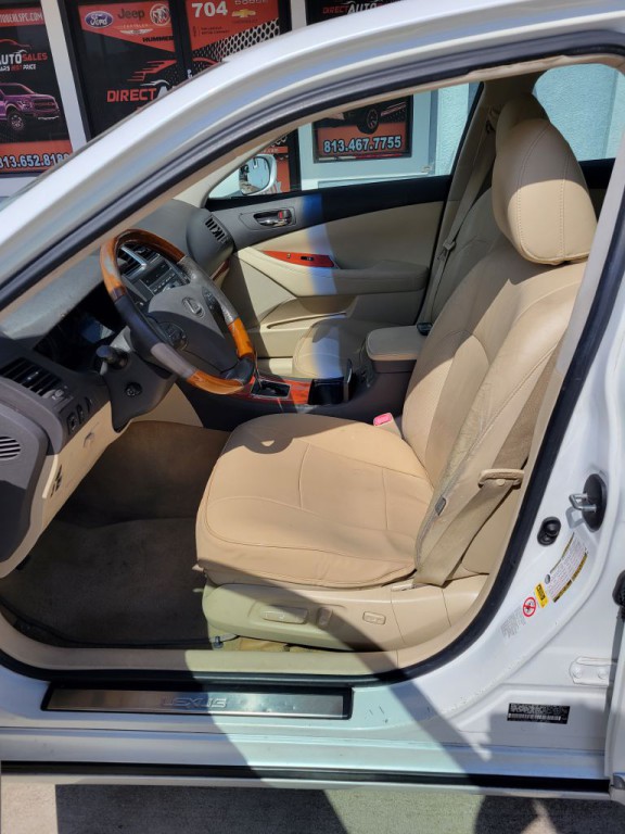 2010 Lexus ES Image 10