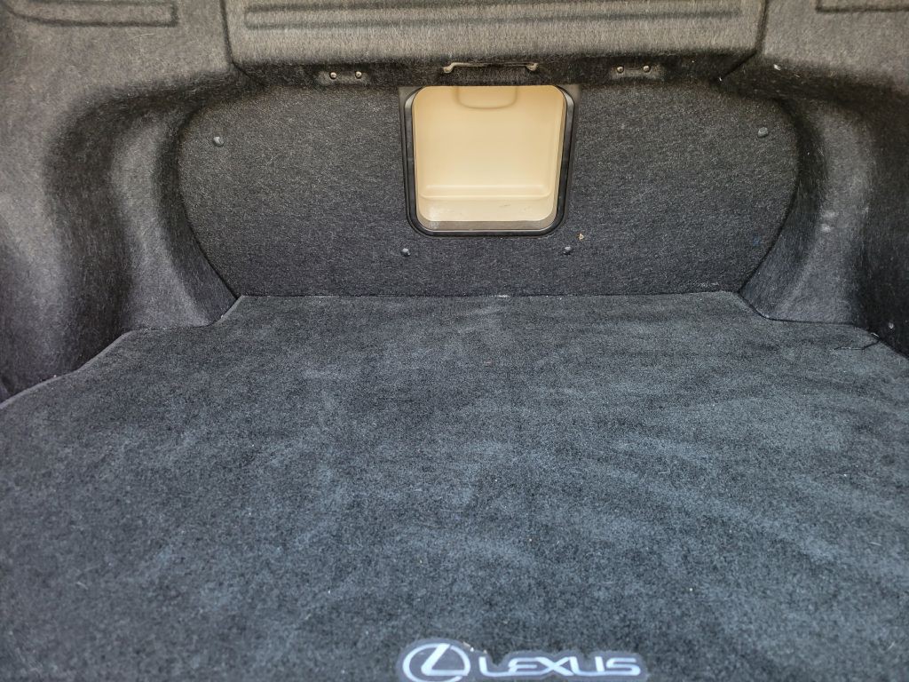 2010 Lexus ES Image 18