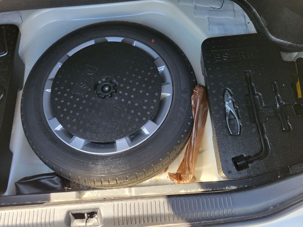 2010 Lexus ES Image 19