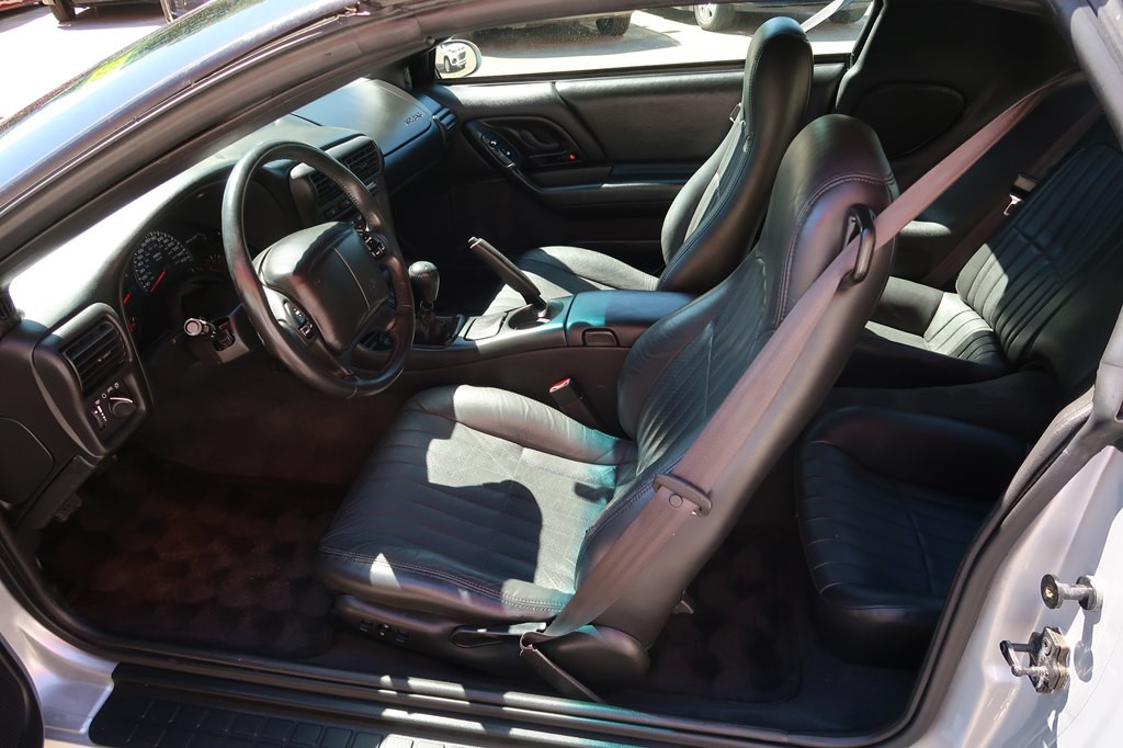 2002 Chevrolet Camaro Image 19