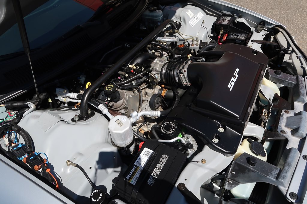 2002 Chevrolet Camaro Image 38