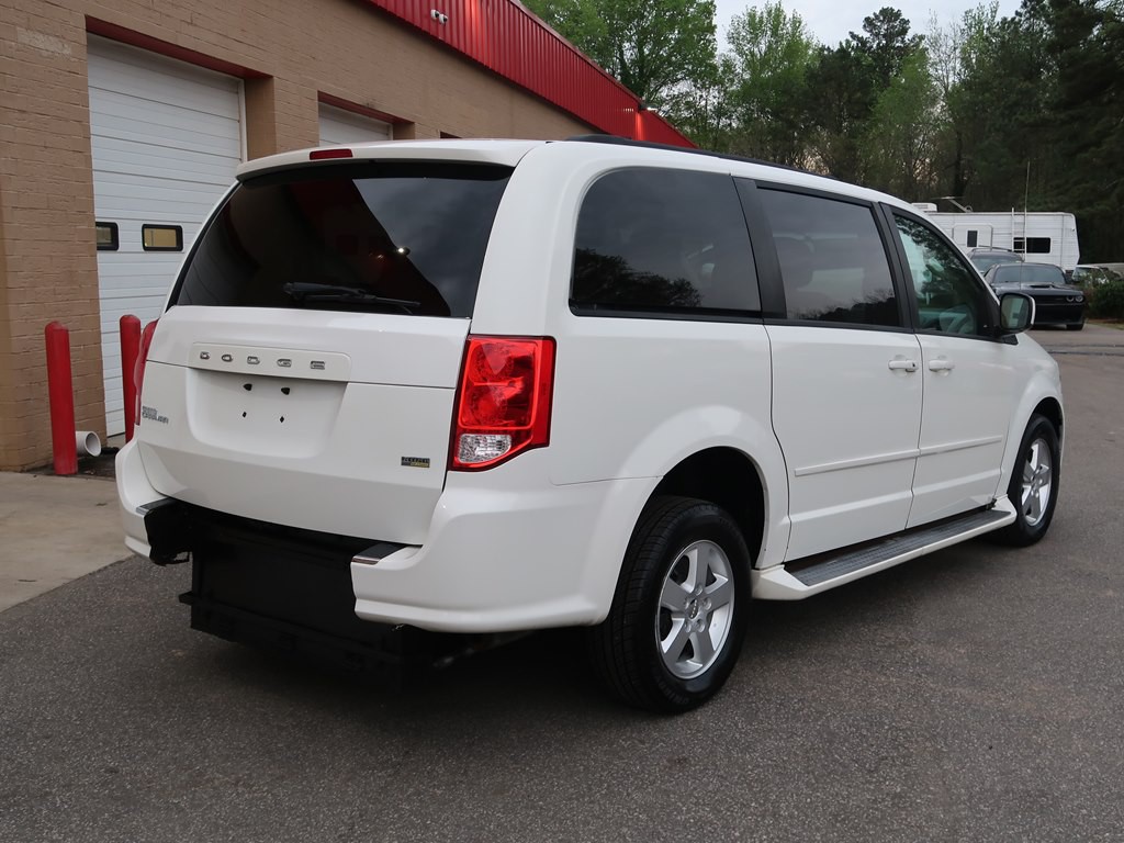 2012 Dodge Grand Caravan Image 10