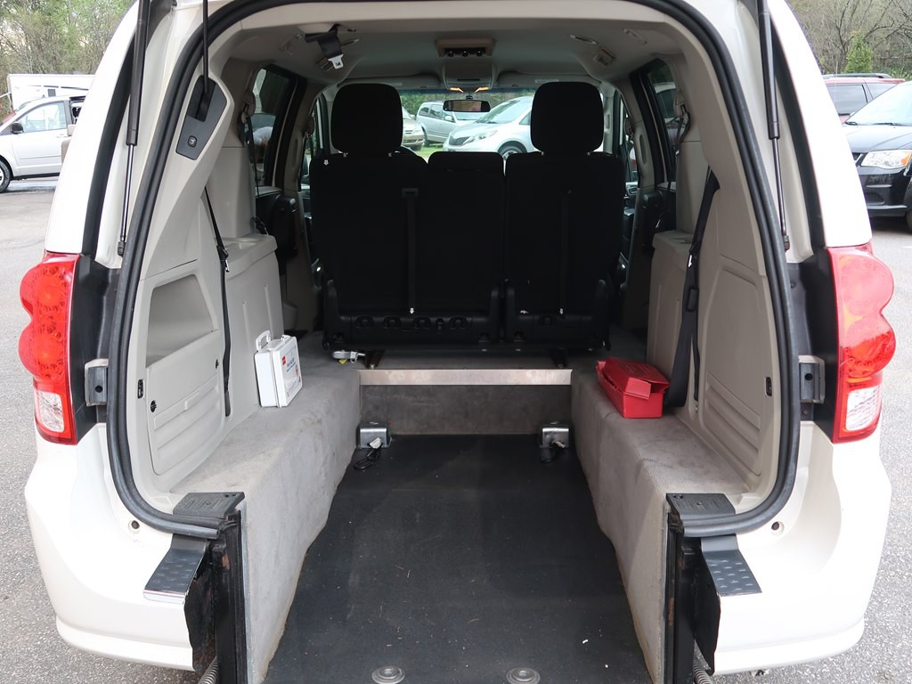 2012 Dodge Grand Caravan Image 20
