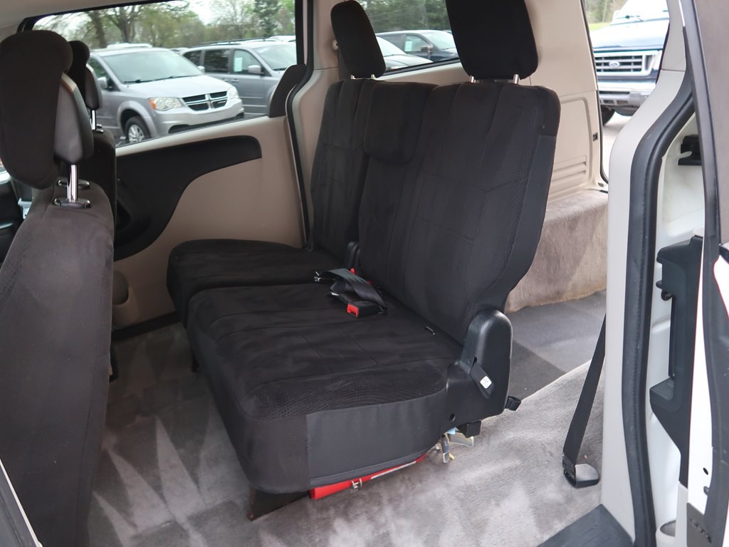 2012 Dodge Grand Caravan Image 30