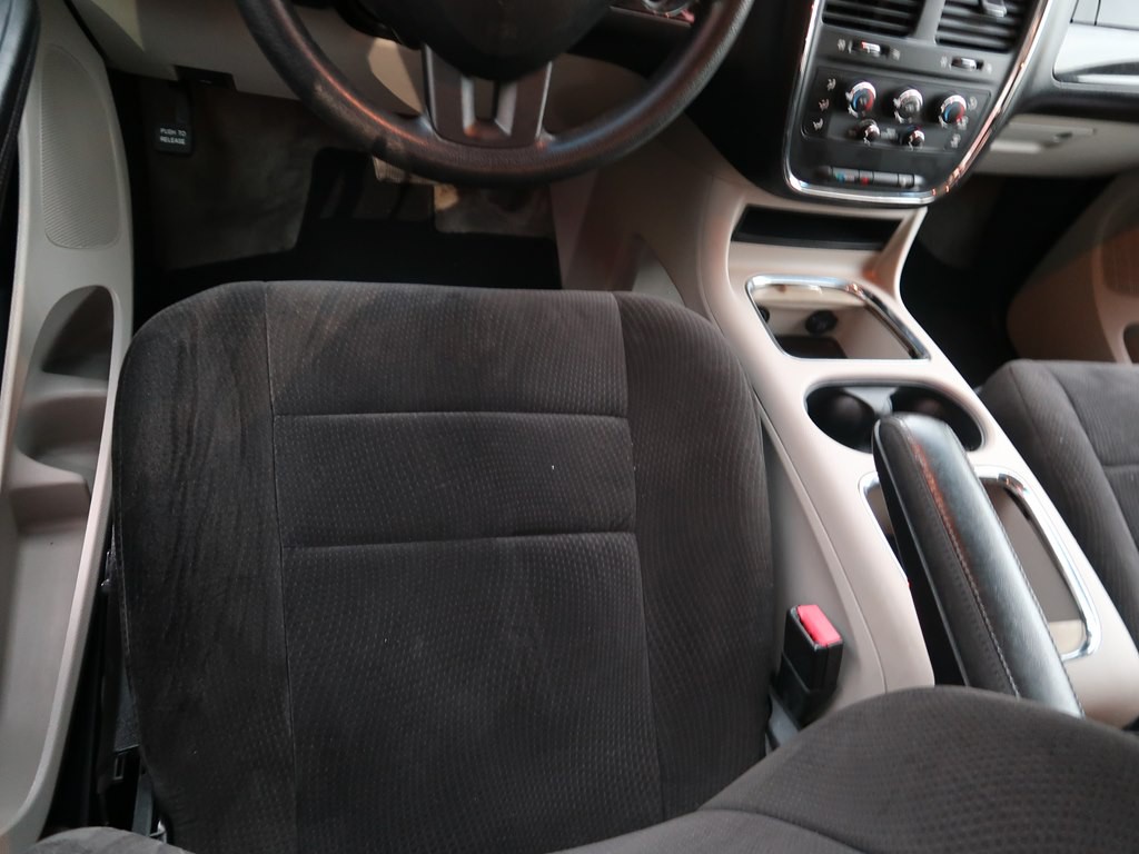 2012 Dodge Grand Caravan Image 36