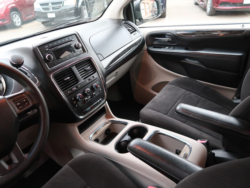 2012 Dodge Grand Caravan Image 37