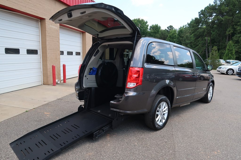 2016 Dodge Grand Caravan Image 24