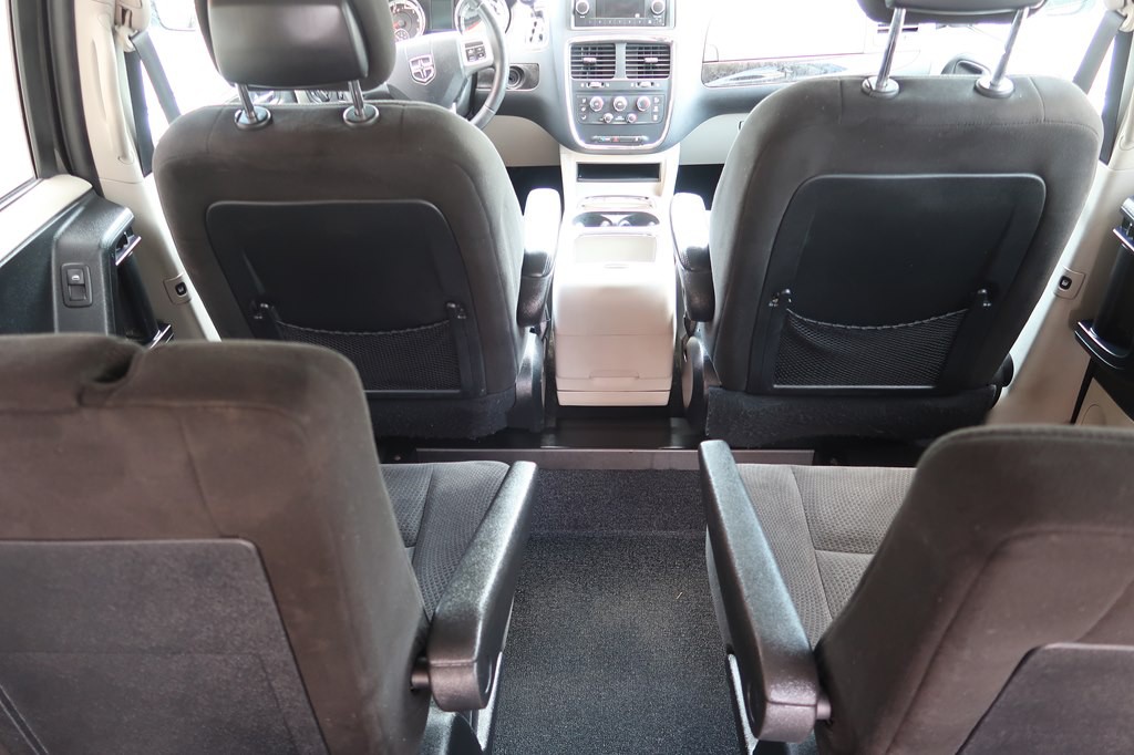 2016 Dodge Grand Caravan Image 34