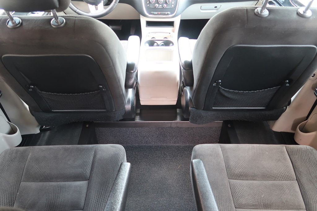 2016 Dodge Grand Caravan Image 35