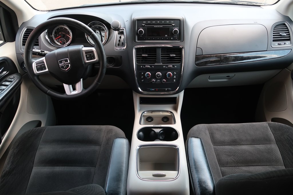 2016 Dodge Grand Caravan Image 36