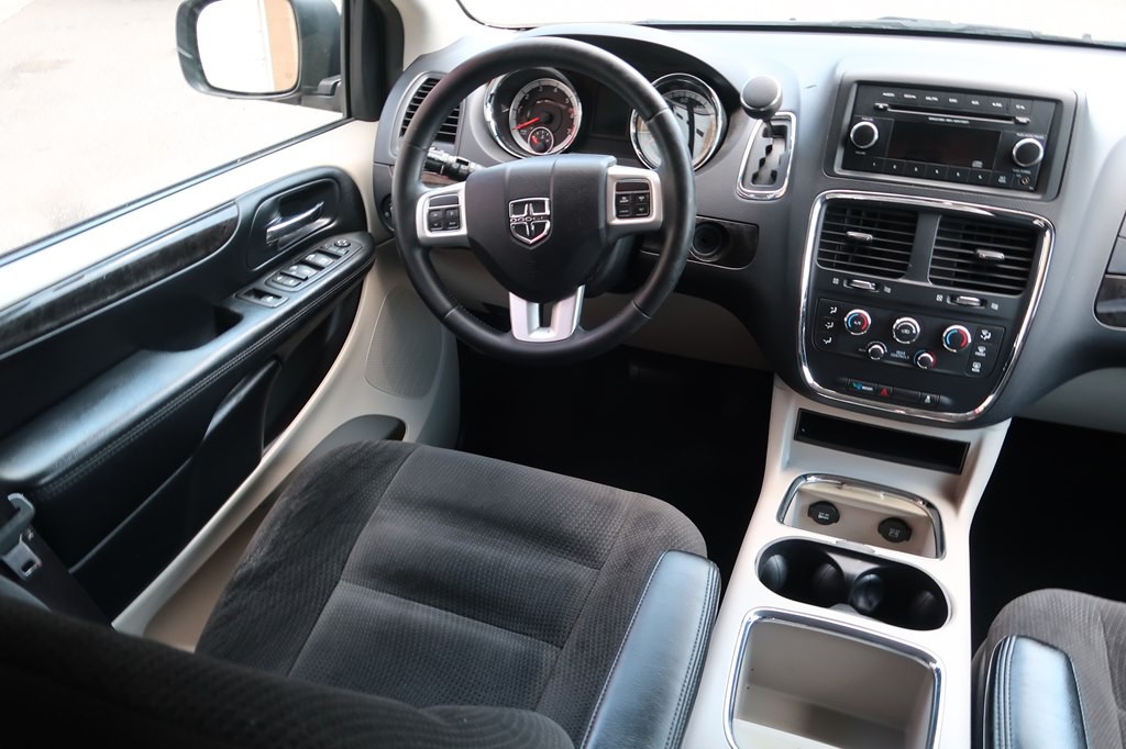 2016 Dodge Grand Caravan Image 37