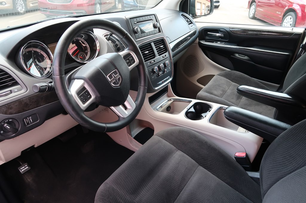 2016 Dodge Grand Caravan Image 43