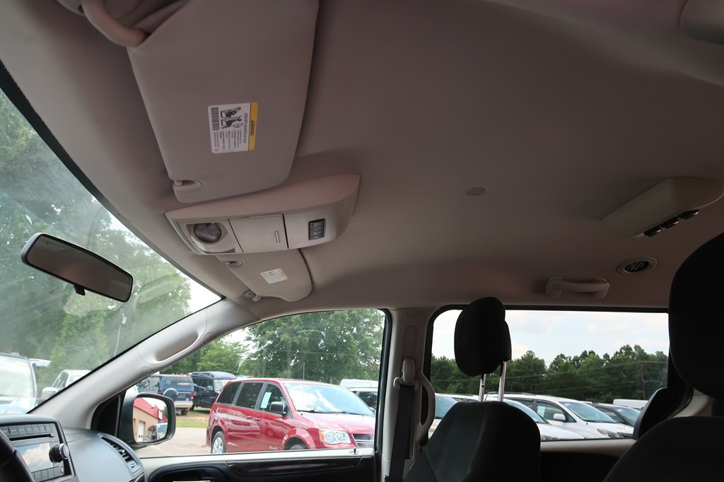 2016 Dodge Grand Caravan Image 44