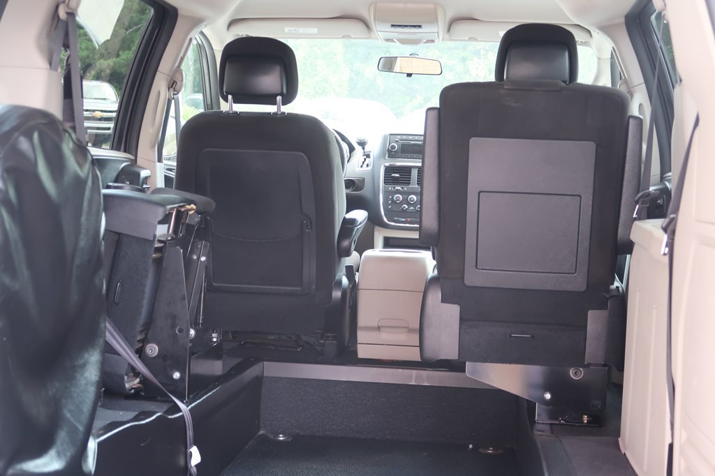 2016 Dodge Grand Caravan Image 50