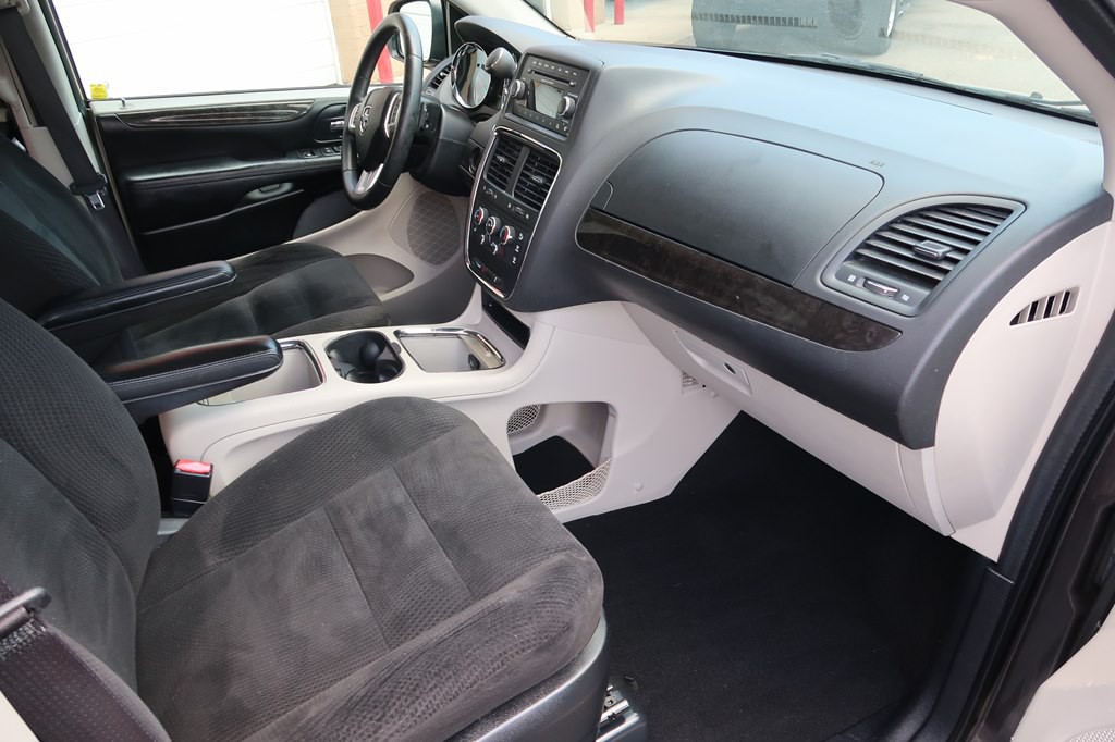 2016 Dodge Grand Caravan Image 56