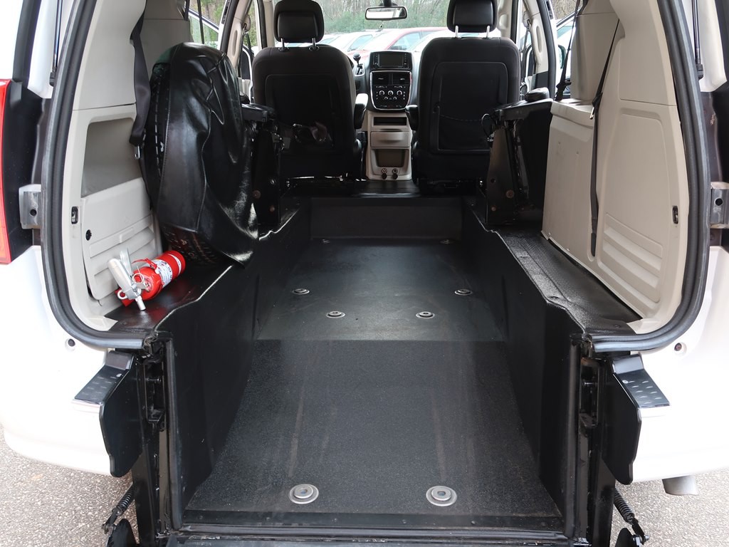 2019 Dodge Grand Caravan Image 3