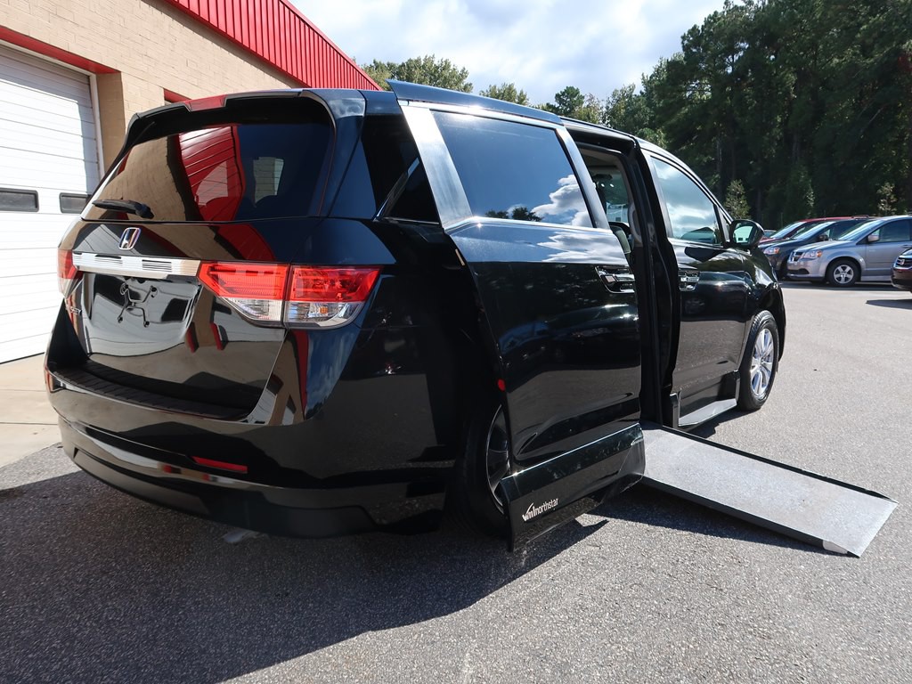 2014 Honda Odyssey Image 3