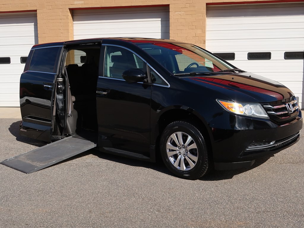 2014 Honda Odyssey Image 34