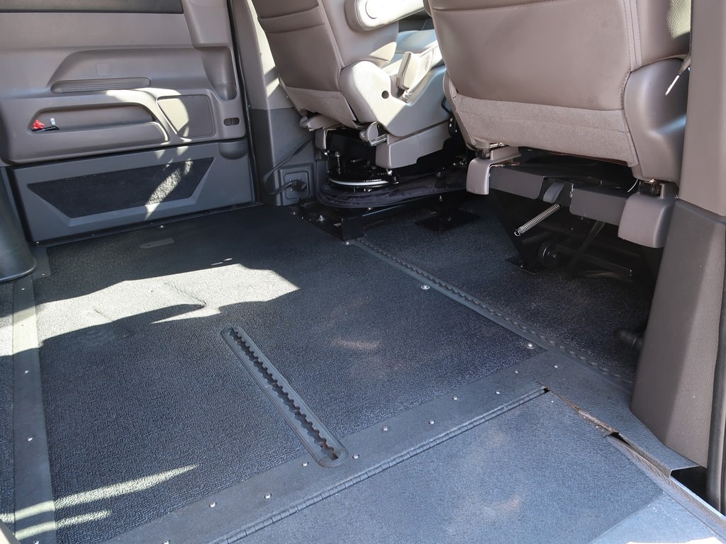 2014 Honda Odyssey Image 46