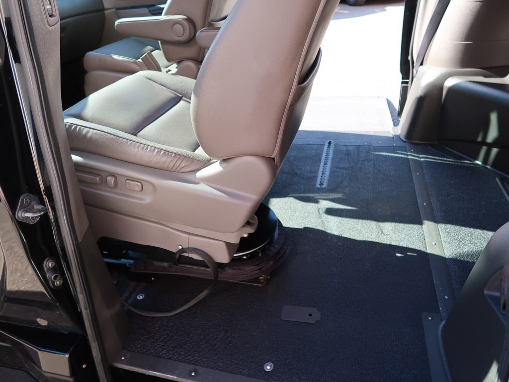 2014 Honda Odyssey Image 65